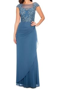 NWT Lace Applique Gown